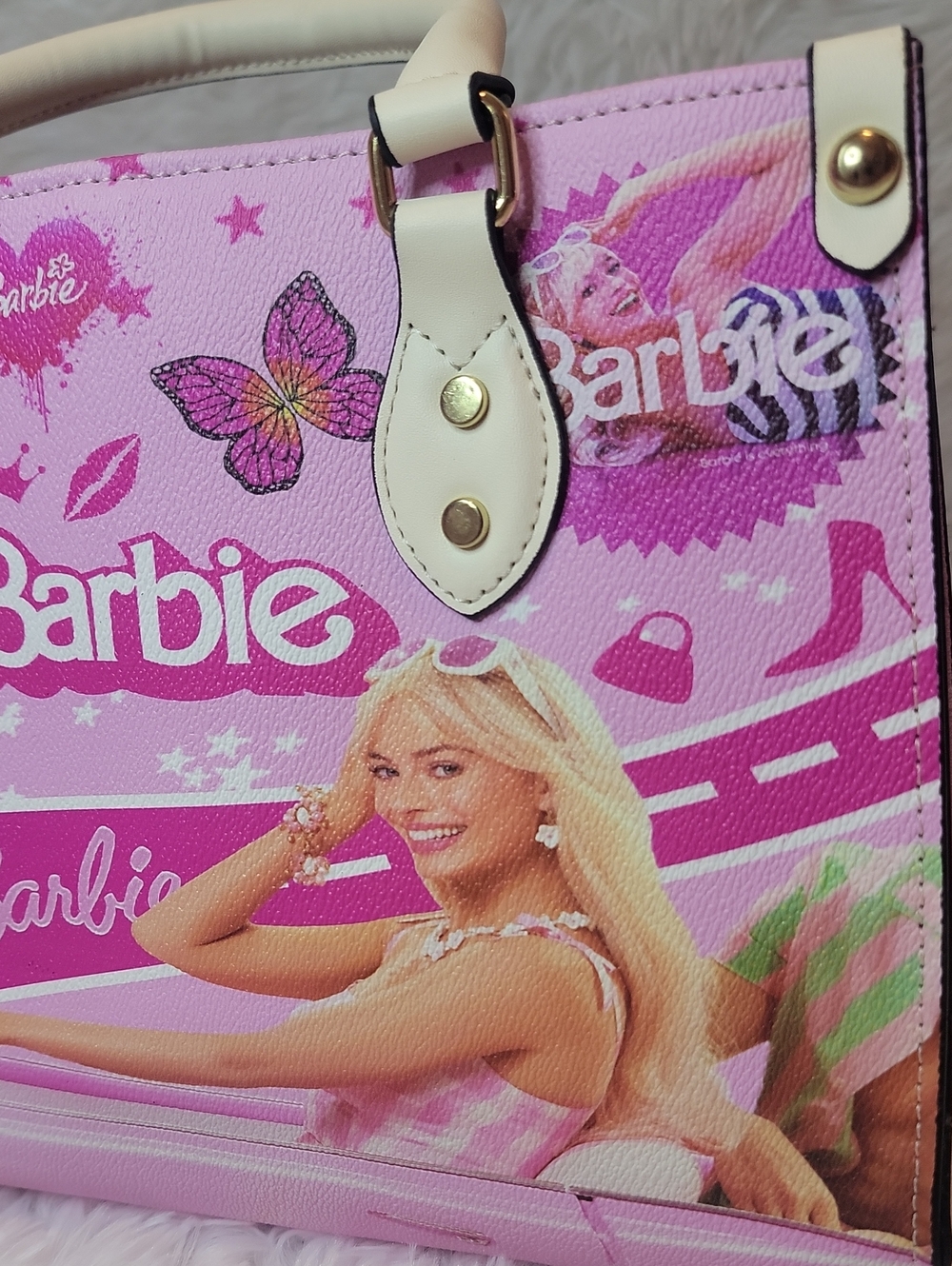Barbie Movie Pink Graphic Purse with Cream Handles. - Picture 2 of 9